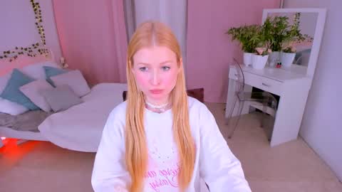 Snapshot of laly_peach chatting on March 8, 2025, 2:40 pm Laly online show from March 8, 2025, 2:40 pm