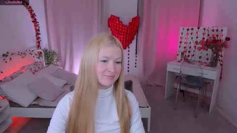 Snapshot of laly_peach chatting on February 21, 2026, 6:36 am Laly online show from February 21, 2026, 6:36 am
