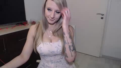 Snapshot of lamadrina006 chatting on December 14, 2024, 12:11 am LaMadrina006 online show from December 14, 2024, 12:11 am