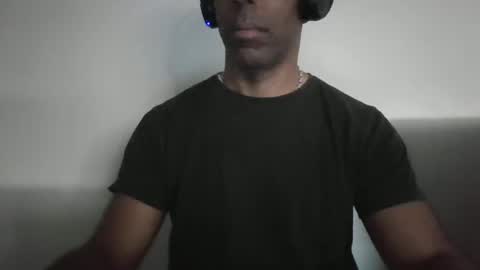 lamanta72 online show from September 29, 2025, 5:56 am