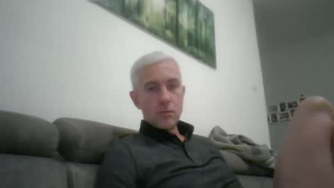 Snapshot of lambiants chatting on November 3, 2025, 8:43 pm lambiants online show from November 3, 2025, 8:43 pm