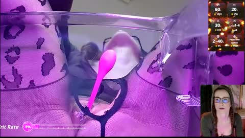 Lana online show from November 24, 2025, 11:10 am