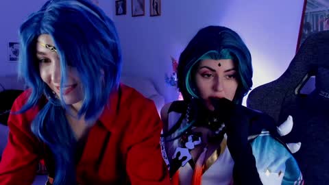 just call me Lana  and her security online show from December 8, 2024, 11:46 am