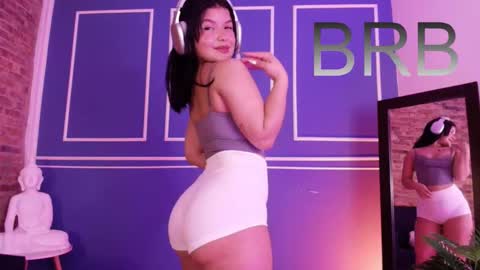 Snapshot of lana_beket_ chatting on October 25, 2025, 11:29 am Lana online show from October 25, 2025, 11:29 am