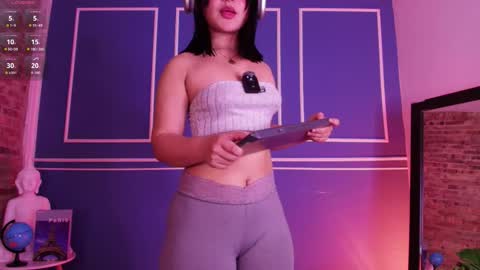 Snapshot of lana_beket_ chatting on October 29, 2025, 11:23 am Lana online show from October 29, 2025, 11:23 am