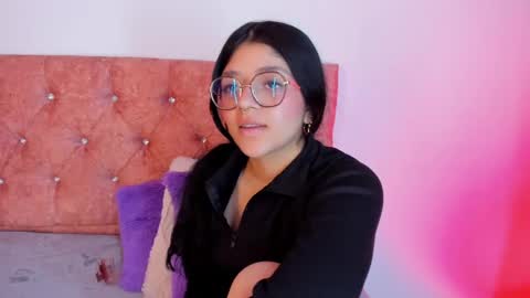 ... .          . ... online show from February 10, 2025, 3:32 pm