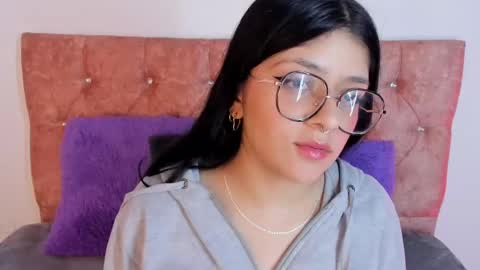 ... .          . ... online show from March 5, 2025, 12:00 pm