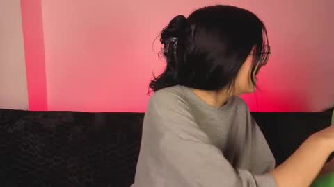 ... .          . ... online show from March 27, 2026, 1:11 pm