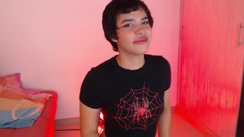 Lana online show from October 24, 2025, 4:42 am