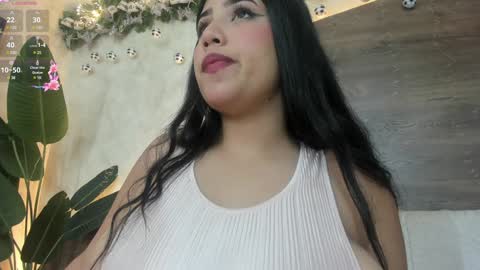 lana_lann online show from December 29, 2024, 11:50 am