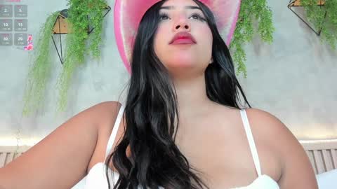 lana_lann online show from January 12, 2025, 8:57 pm