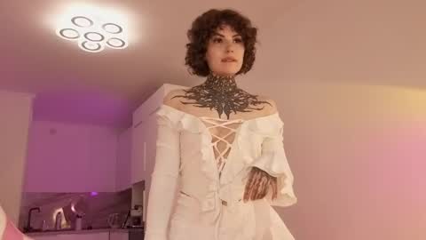 Eva online show from May 31, 2026, 3:04 am