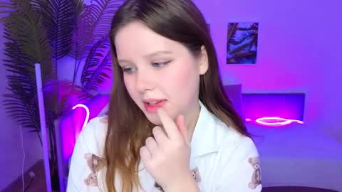 Lana online show from October 26, 2025, 1:55 am