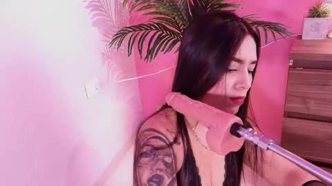 LANA online show from November 21, 2025, 4:00 am