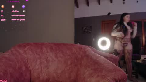 Angel  IG  online show from November 10, 2025, 12:31 am