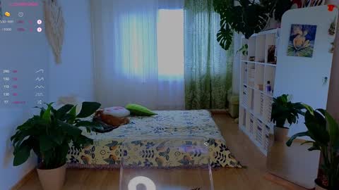 Snapshot of lana_sky chatting on October 15, 2025, 1:11 pm Lana online show from October 15, 2025, 1:11 pm