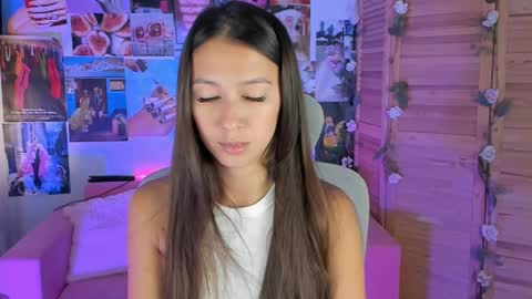 Snapshot of lanabakers chatting on February 6, 2025, 2:44 am LanaBakers NONUDE MODEL online show from February 6, 2025, 2:44 am