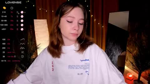 Snapshot of lanablu_ chatting on November 16, 2025, 6:19 am Lana online show from November 16, 2025, 6:19 am