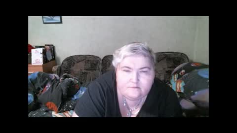 lanacat555 online show from January 29, 2025, 6:07 pm