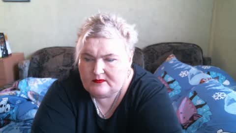 lanacat555 online show from February 11, 2025, 11:32 am