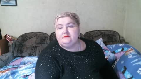 lanacat555 online show from February 16, 2025, 5:37 pm