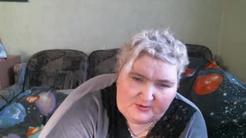 lanacat555 online show from February 20, 2025, 2:35 pm