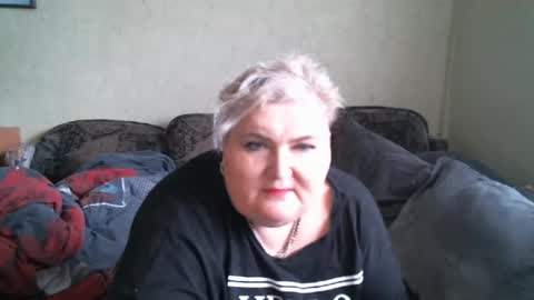 lanacat555 online show from March 3, 2025, 10:06 am