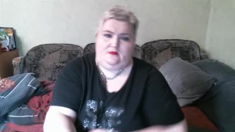 lanacat555 online show from March 10, 2025, 7:07 pm