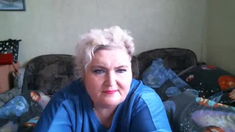 lanacat555 online show from October 6, 2025, 11:40 am