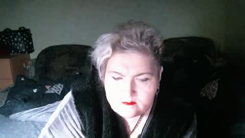 lanacat555 online show from October 23, 2025, 11:24 pm