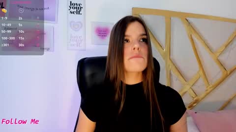 Snapshot of lanajones_ chatting on October 1, 2025, 12:22 pm LanaJones online show from October 1, 2025, 12:22 pm