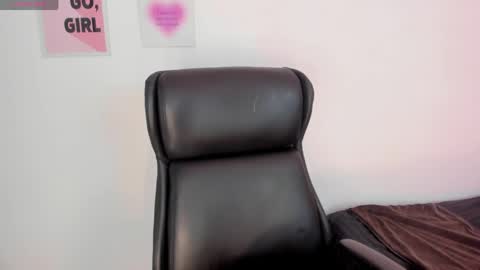 LanaJones online show from April 7, 2026, 2:28 pm