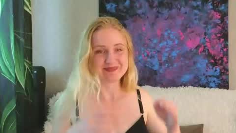 Snapshot of lanavismith chatting on July 20, 2026, 6:17 am LanaviSmith online show from July 20, 2026, 6:17 am
