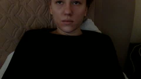 langoria online show from December 14, 2025, 10:53 am