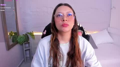Lanna online show from May 18, 2026, 11:38 am