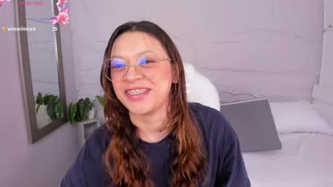 Lanna online show from May 21, 2026, 12:01 pm
