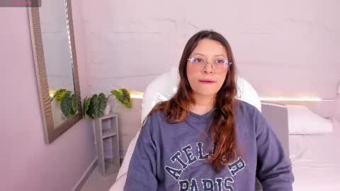 Lanna online show from June 20, 2026, 11:46 am