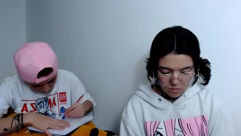 LANNIE   online show from February 12, 2025, 1:19 am