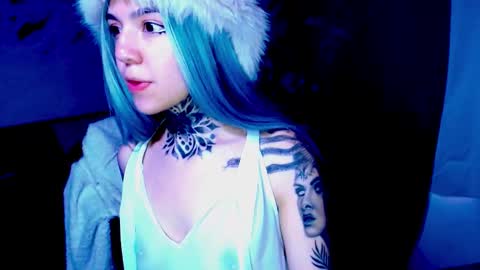 LANNIE   online show from February 11, 2026, 3:39 pm