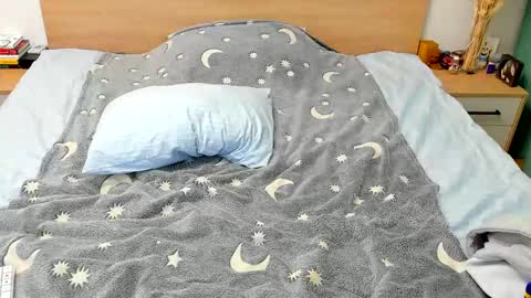 Fandi online show from December 15, 2024, 5:45 am