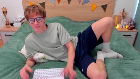 Fandi online show from September 28, 2025, 11:15 am