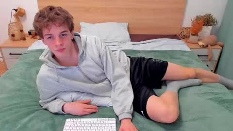 Fandi online show from November 29, 2025, 10:51 am