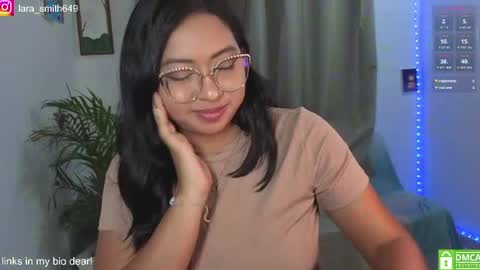 Lara  online show from April 21, 2026, 2:51 am