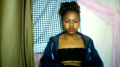 lara_belle online show from July 1, 2026, 5:20 am