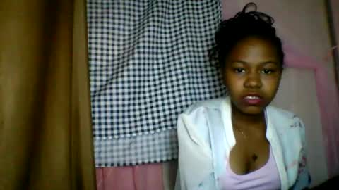 lara_belle online show from July 7, 2026, 6:47 am