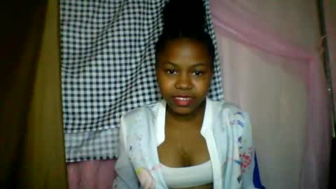 lara_belle online show from July 13, 2026, 8:17 am