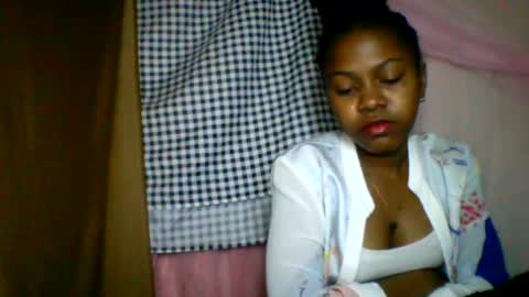 lara_belle online show from July 13, 2026, 8:22 pm