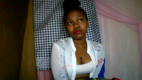 lara_belle online show from July 14, 2026, 2:49 am