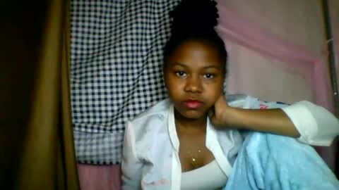 lara_belle online show from July 14, 2026, 10:26 pm