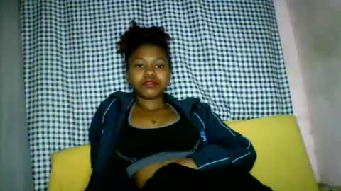 lara_belle online show from July 28, 2026, 7:39 pm